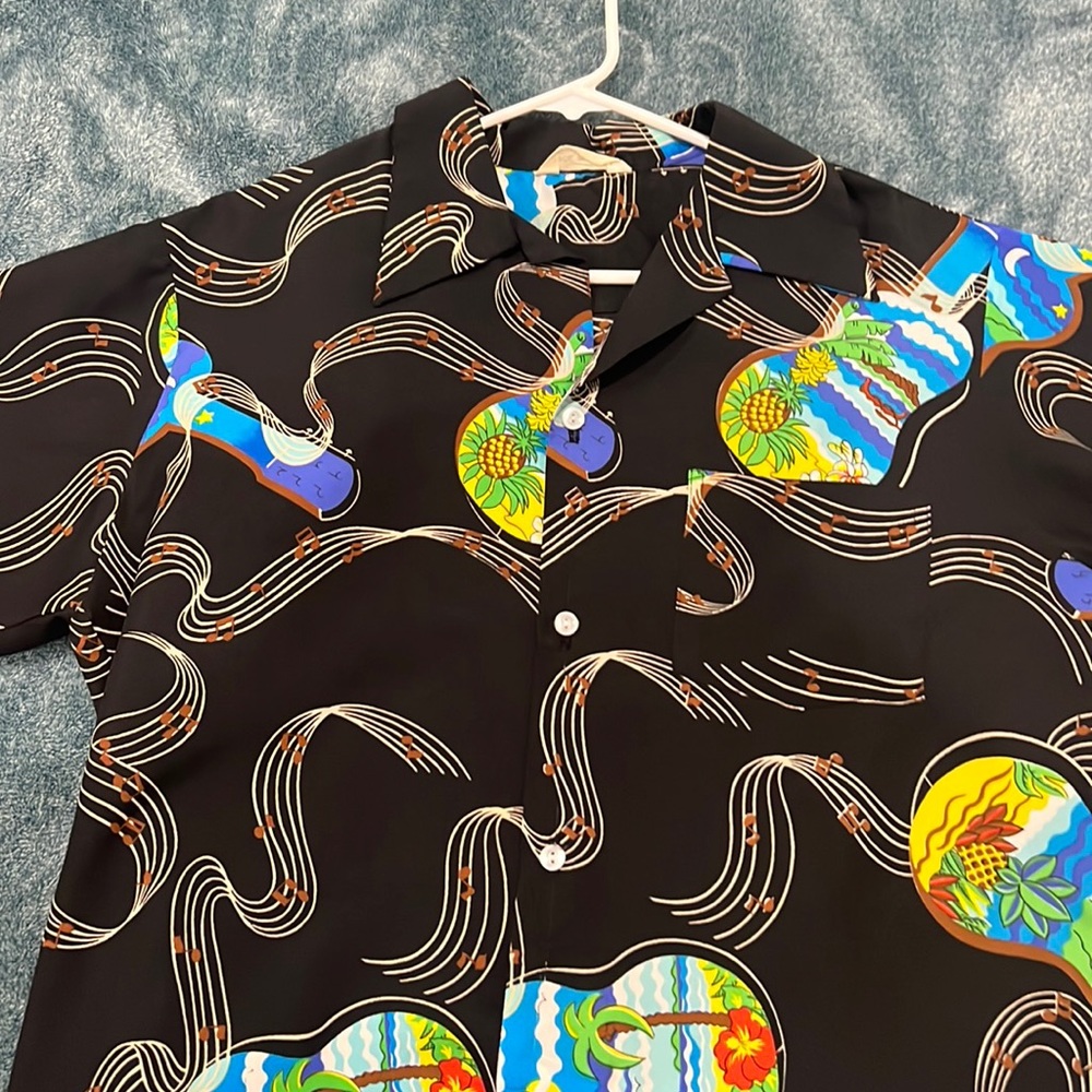 Authentic Mens Hawaiian Shirt